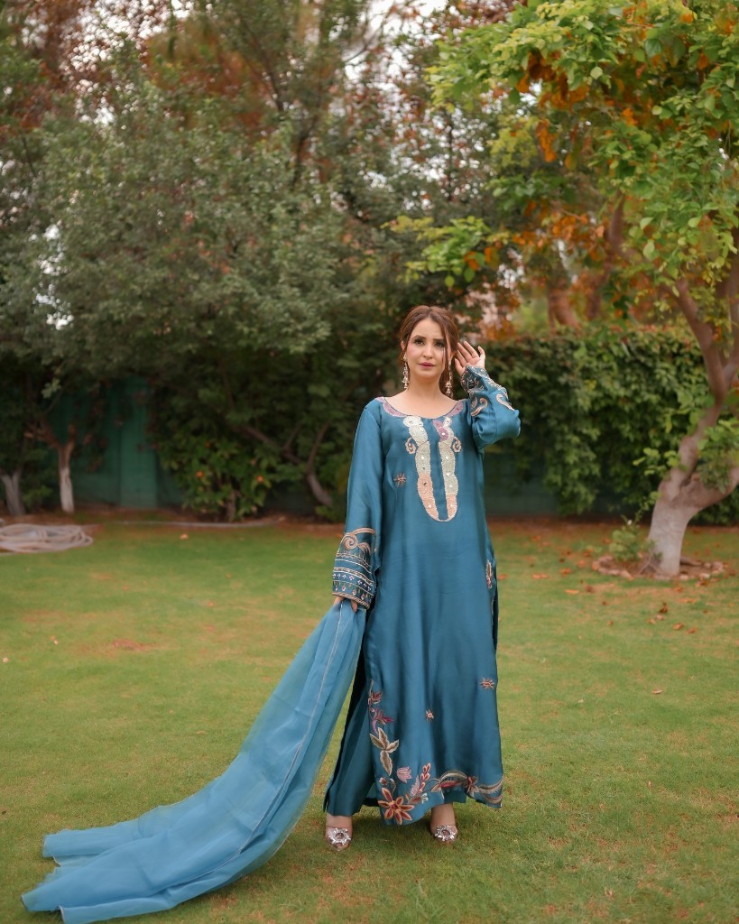 Teal silk garden